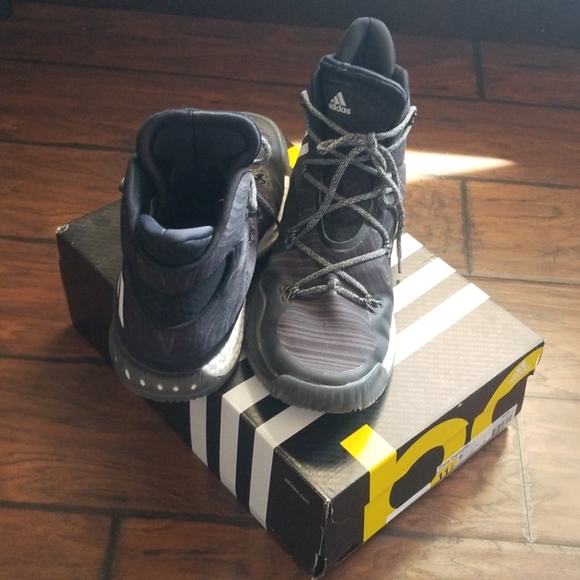 Crazy Explosive Adidas - Picture 2 of 4